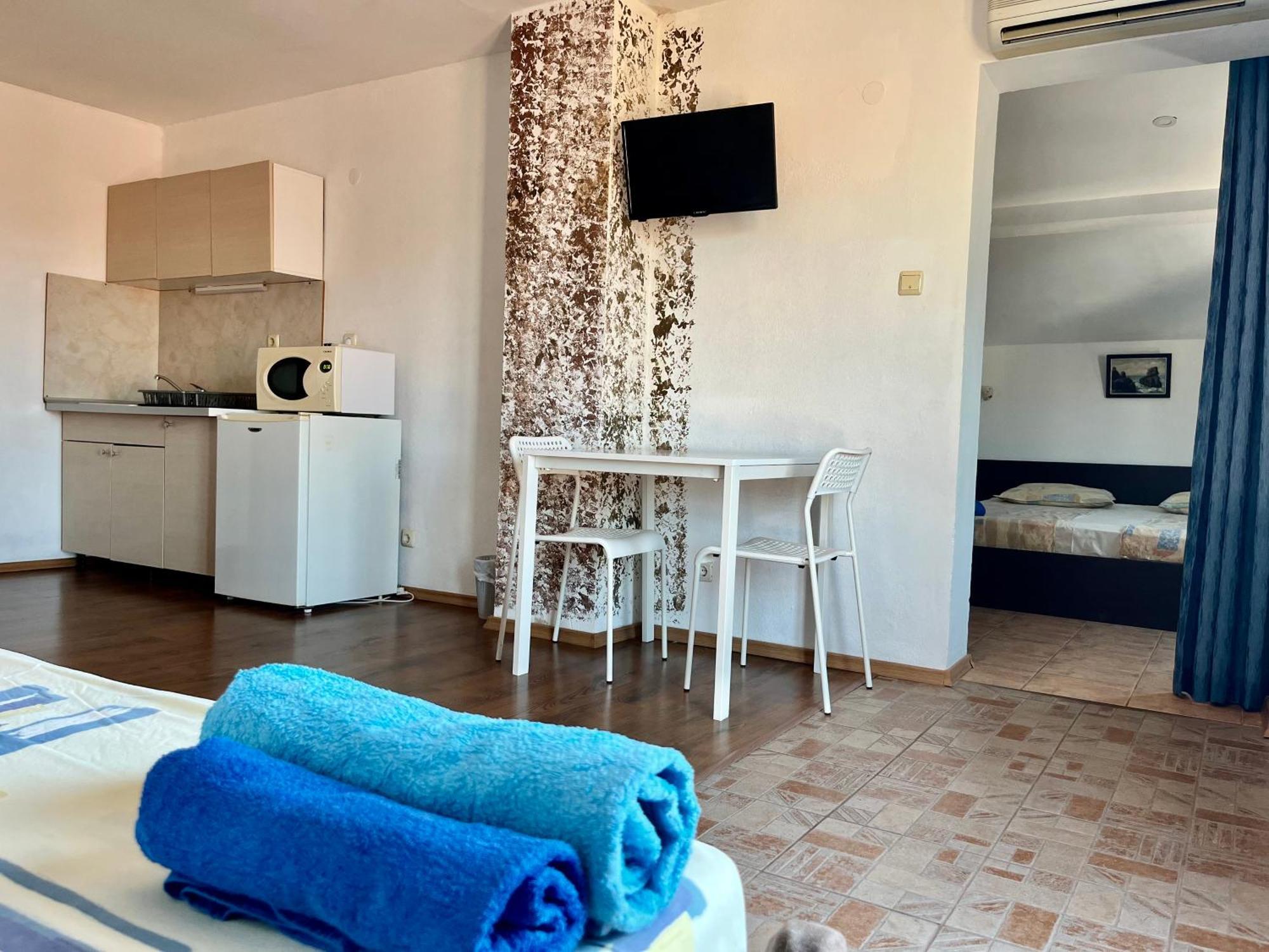 Paunovi Guest House Primorszko Kültér fotó